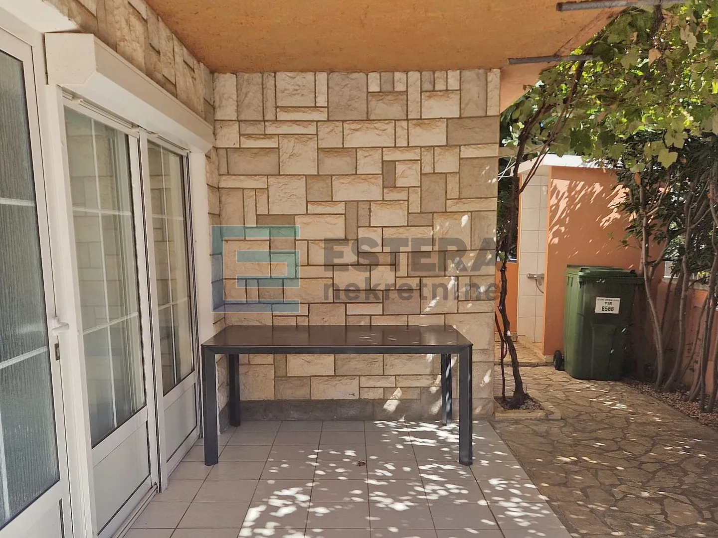 kuća prodaja vir, 4 apartmana, 148 m2, 60 m od mora - slika 18