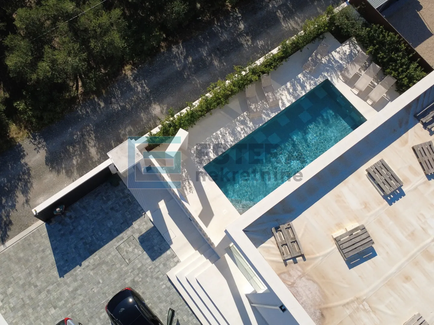 villa sa bazenom i pogledom na more prodaja - slika 30