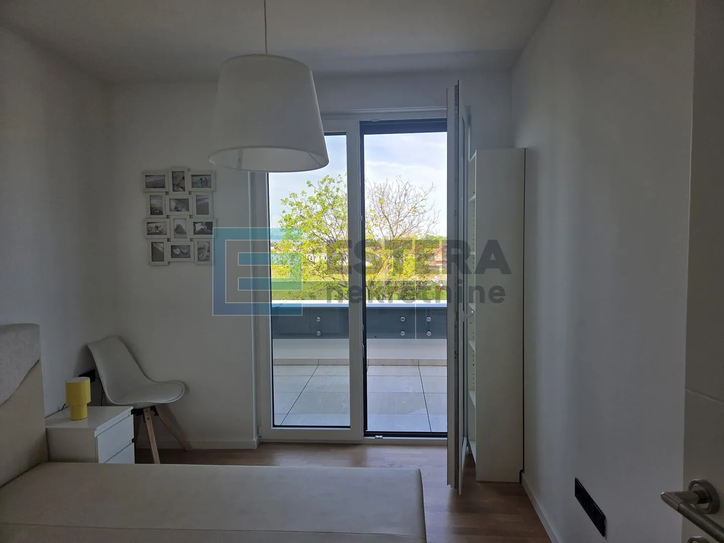 stan 40 m2 najam otok 2s, 3. kat, lift, vpm, terasa - slika 11