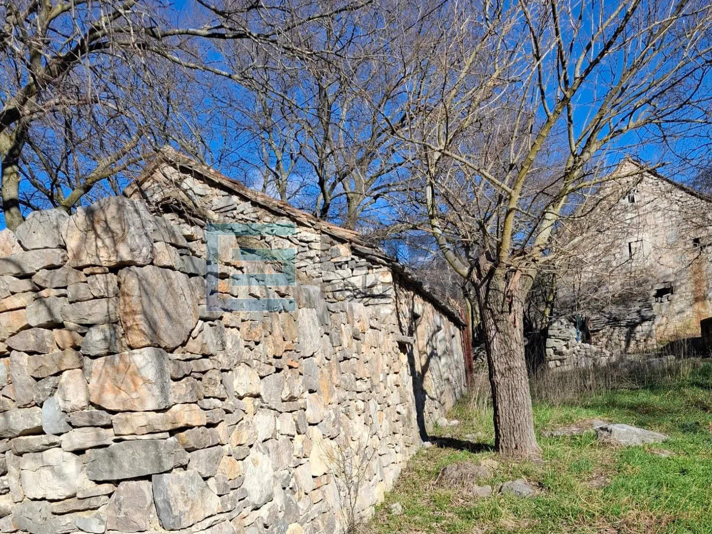 kuća 90 m2 prodaja knin, polača, zemljište 1173 m2 - slika 6