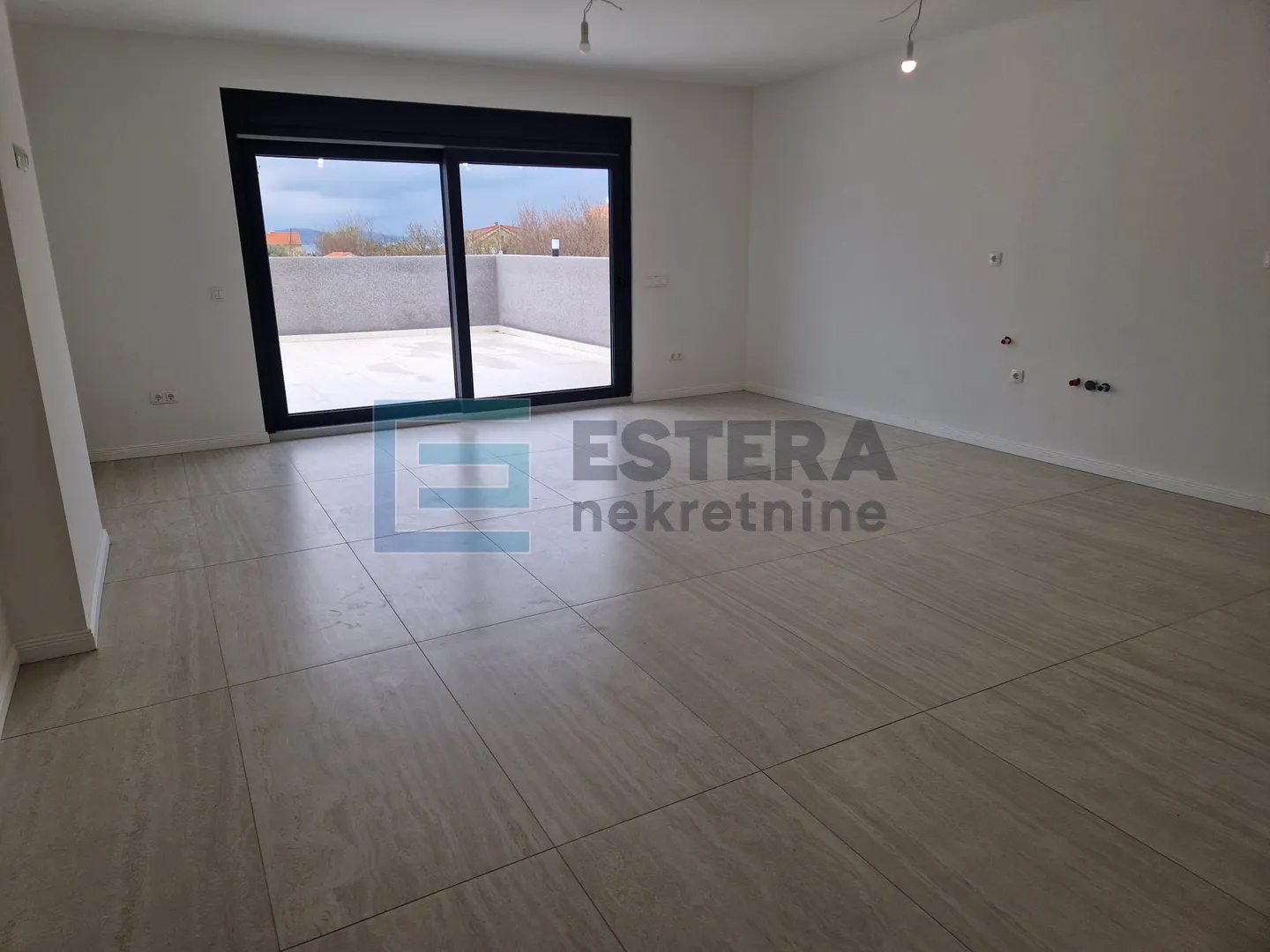 apartman penthouse 116 m2 prodaja privlaka, 4s, 2. kat, terasa, balkon, parking, 150 m od mora - slika 4