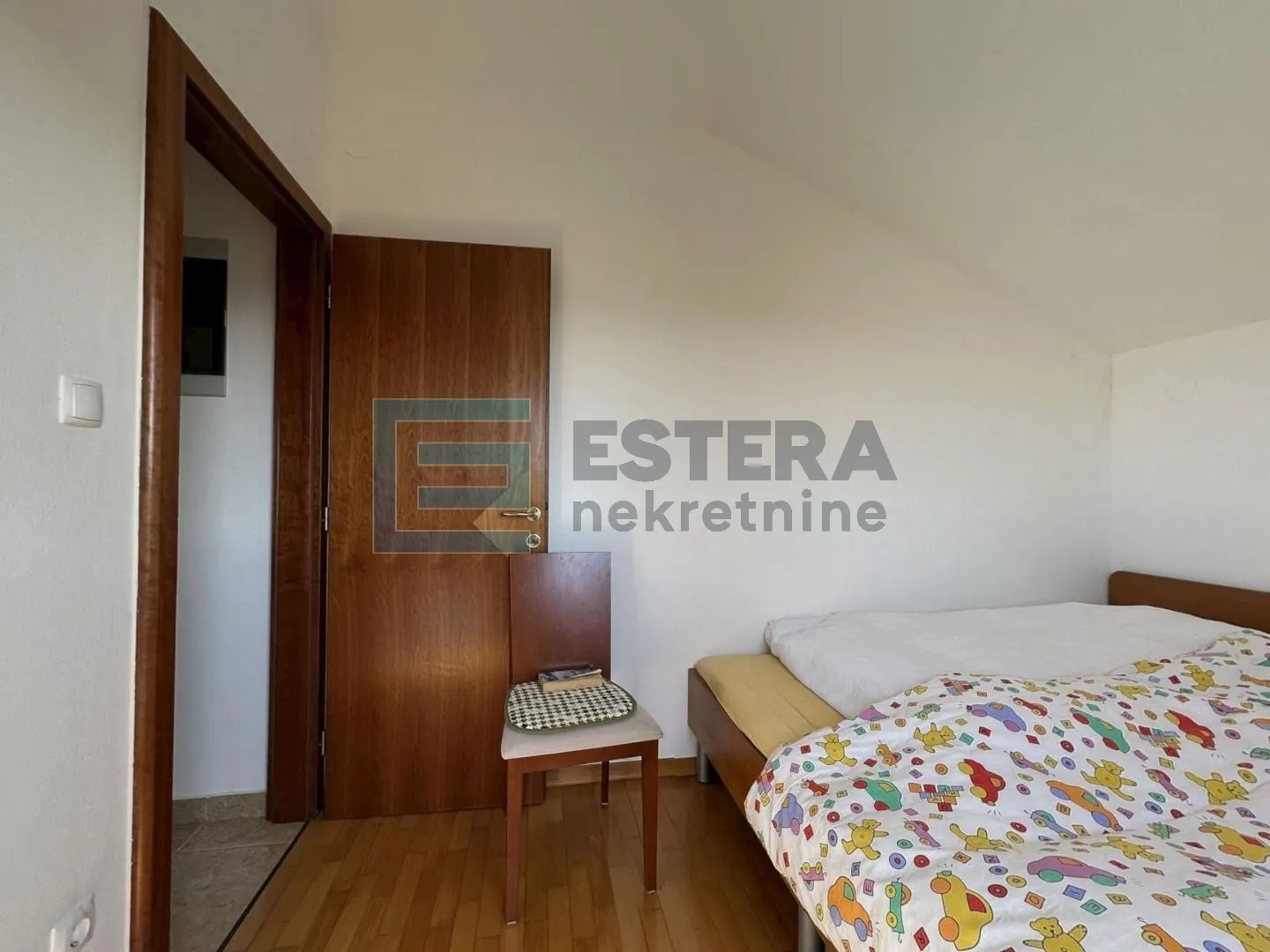 prodaja apartman zaton, 84 m2, 3s, parking, 2. kat, 200 m od mora - slika 9