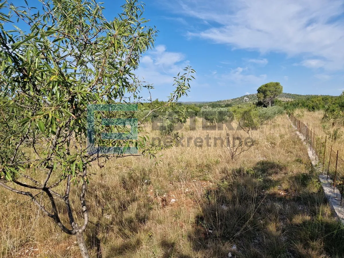 kuća prodaja jagodnja gornja s velikom okućnicom 2900 m2 - slika 17