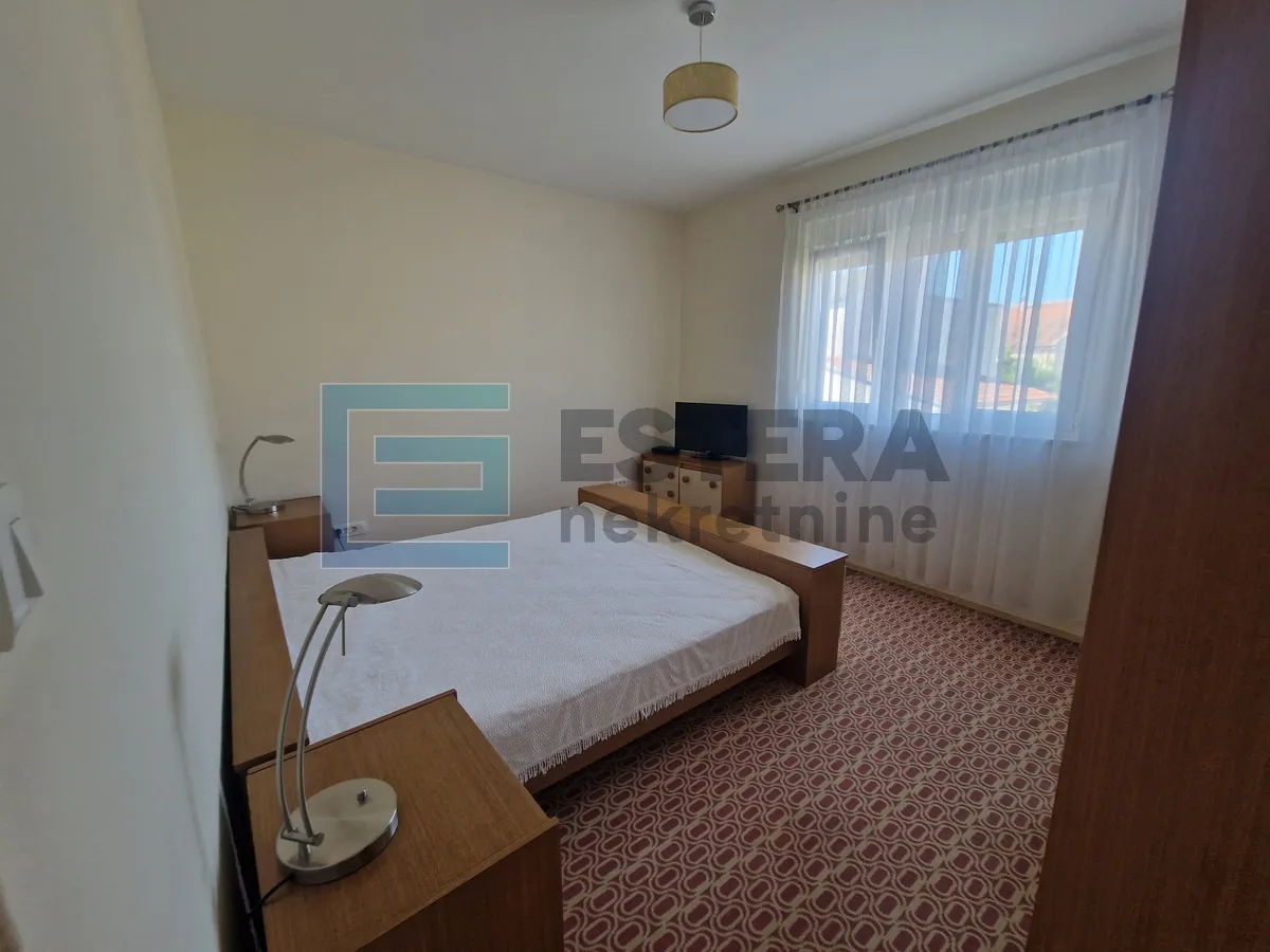 kuća 222 m2 + 82 m2 prodaja biograd na moru, kuća s garažom i pomoćnim objektom, - slika 28