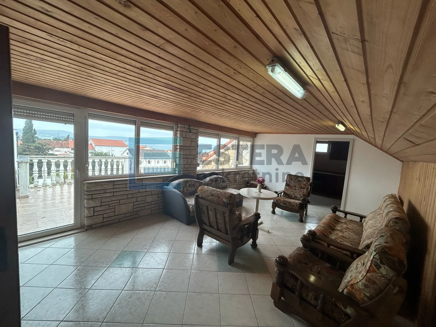 biograd prodaja kuća s pogledom na more 400 m2 - slika 17