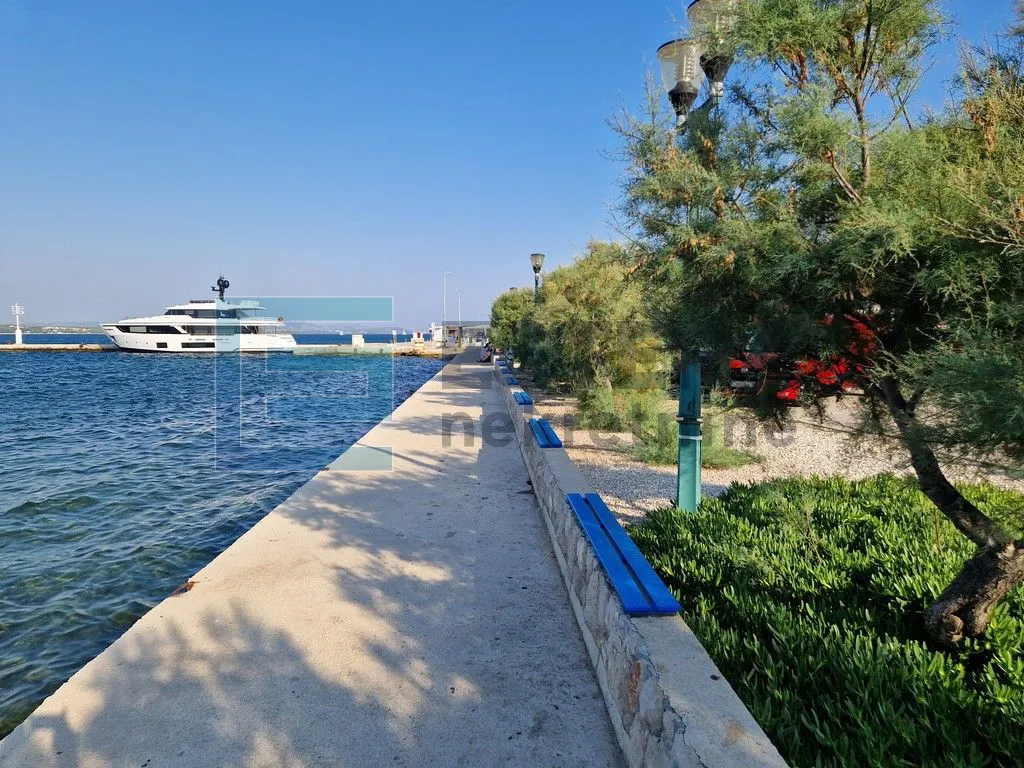 kuća + zemljište prodaja tkon, pašman 450 m2 - slika 5