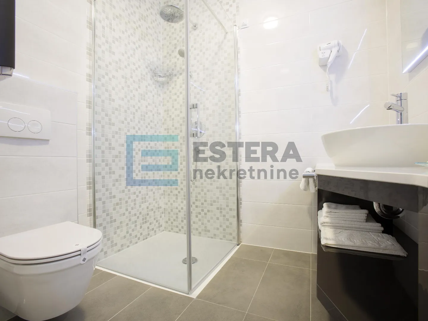 prodaja boutique hotel 18 soba, 4*, pag, pogled na more, 150 m od mora - slika 9