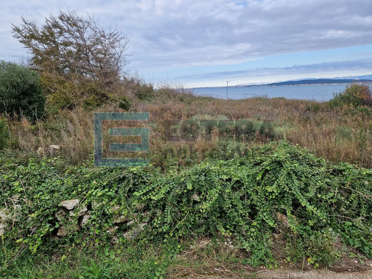 Građevinsko zemljište 1860 m2 1. red do mora!!! - Dobropoljana, Pašman