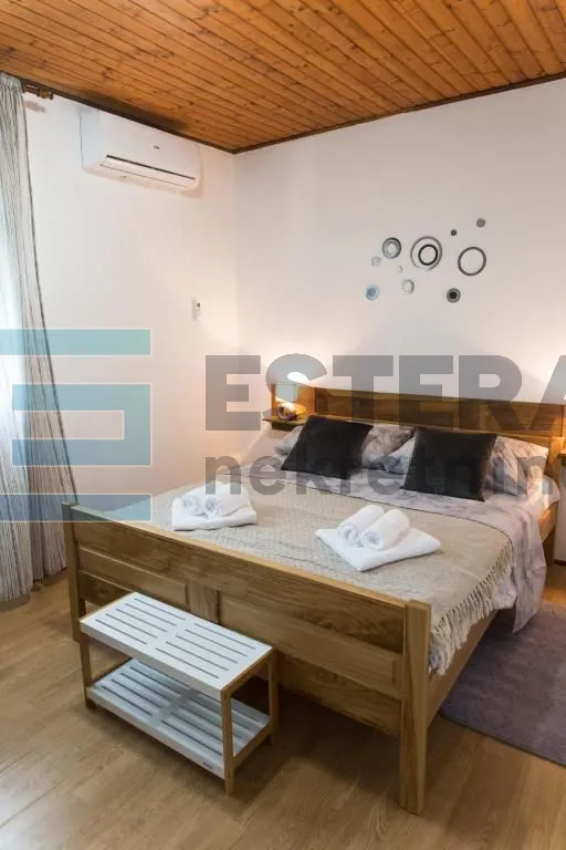 prodaja kuća za odmor 160 m2, perušić - slika 15