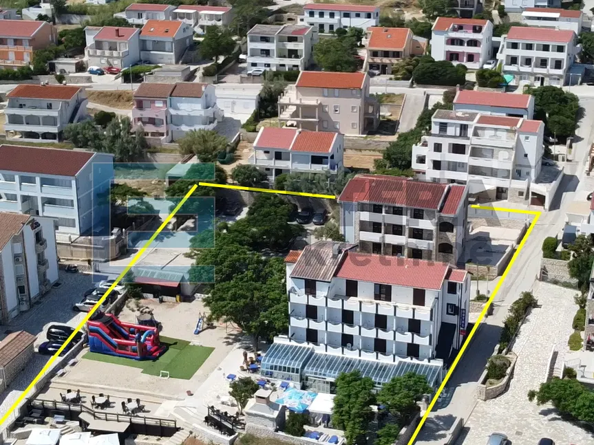 prodaja hotel 18 soba, 3*, pag, pogled na more, 10 m od mora - slika 29