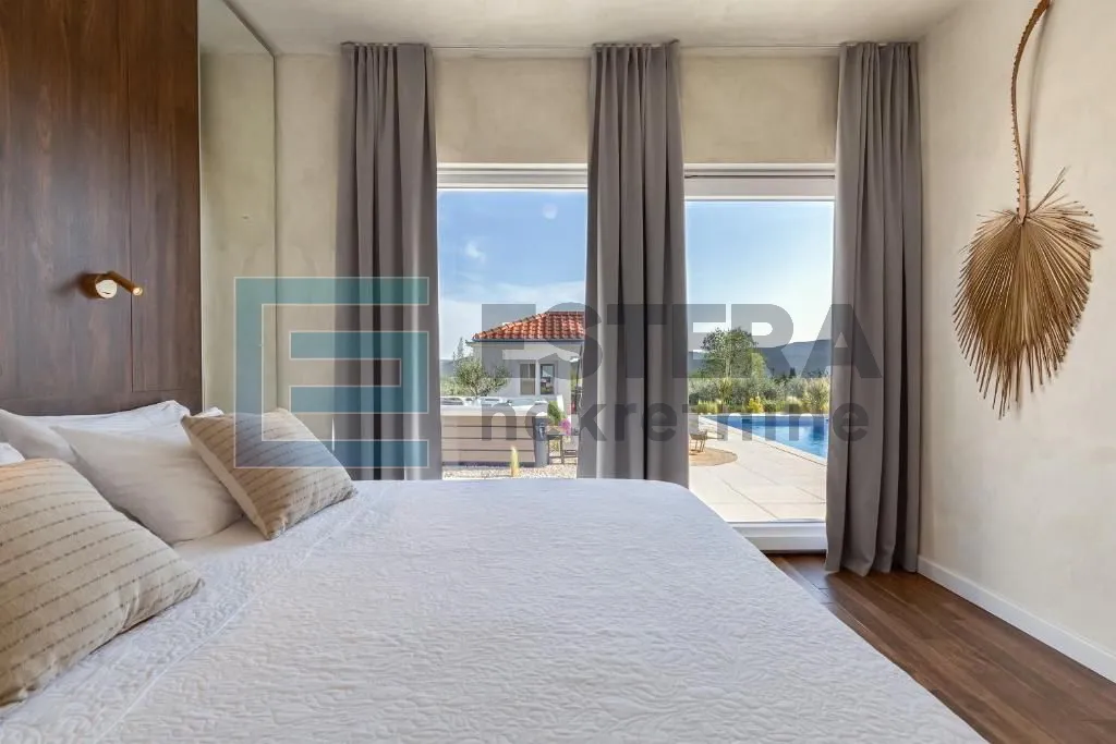 vila prodaja biogradsko zaleđe- odlična lokacija 120 m2, 859 m2 okuć. - slika 9