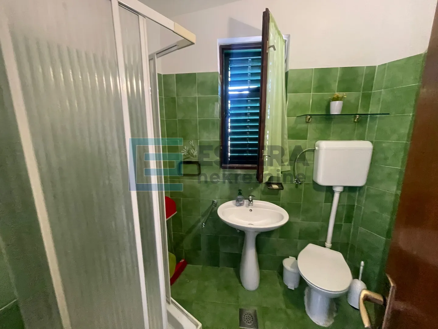apartmanska kuća 240 m2 prodaja, ugljan, kukljica, 50 m od mora - slika 7