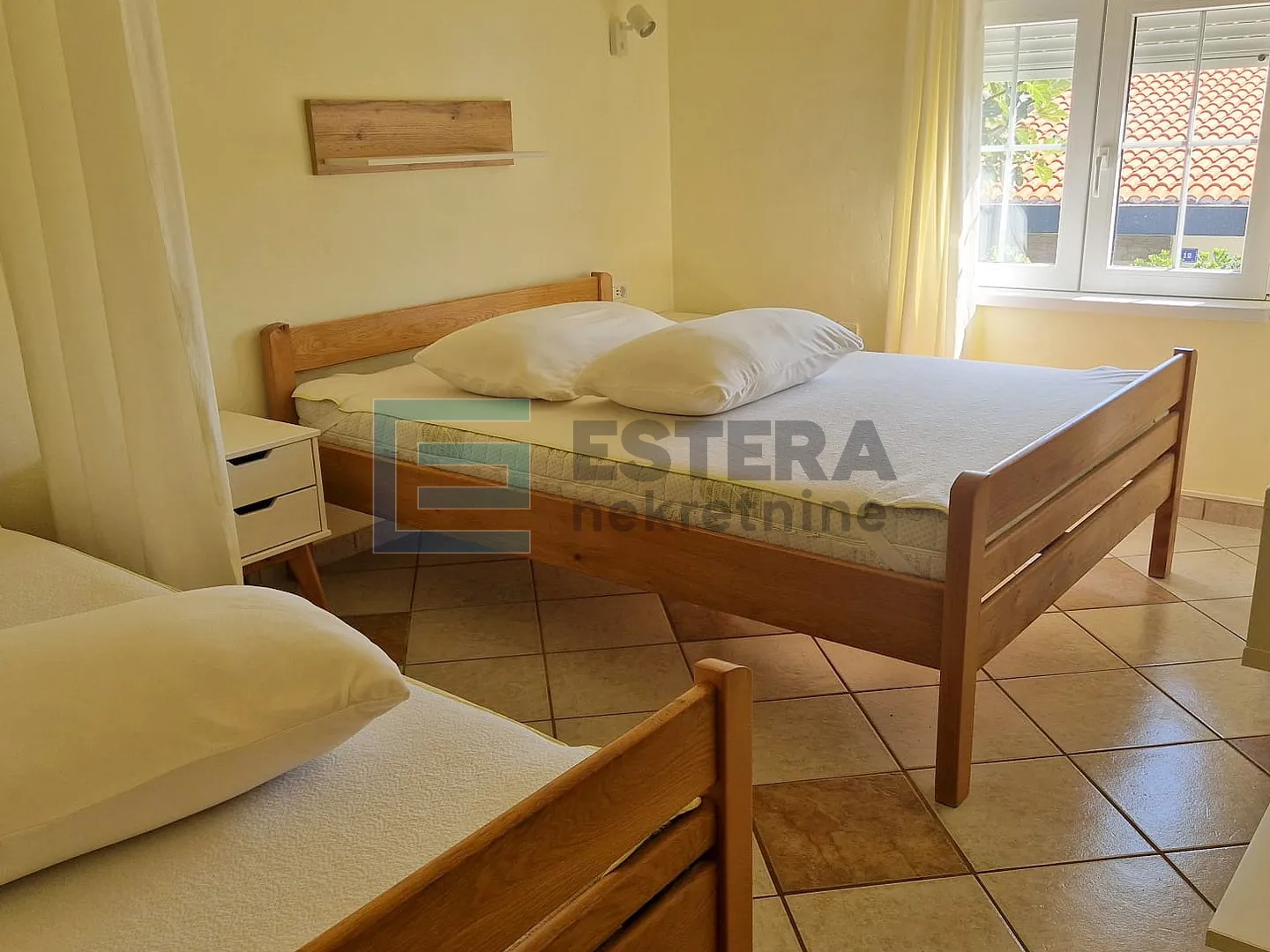 kuća prodaja vir, 4 apartmana, 148 m2, 60 m od mora - slika 11
