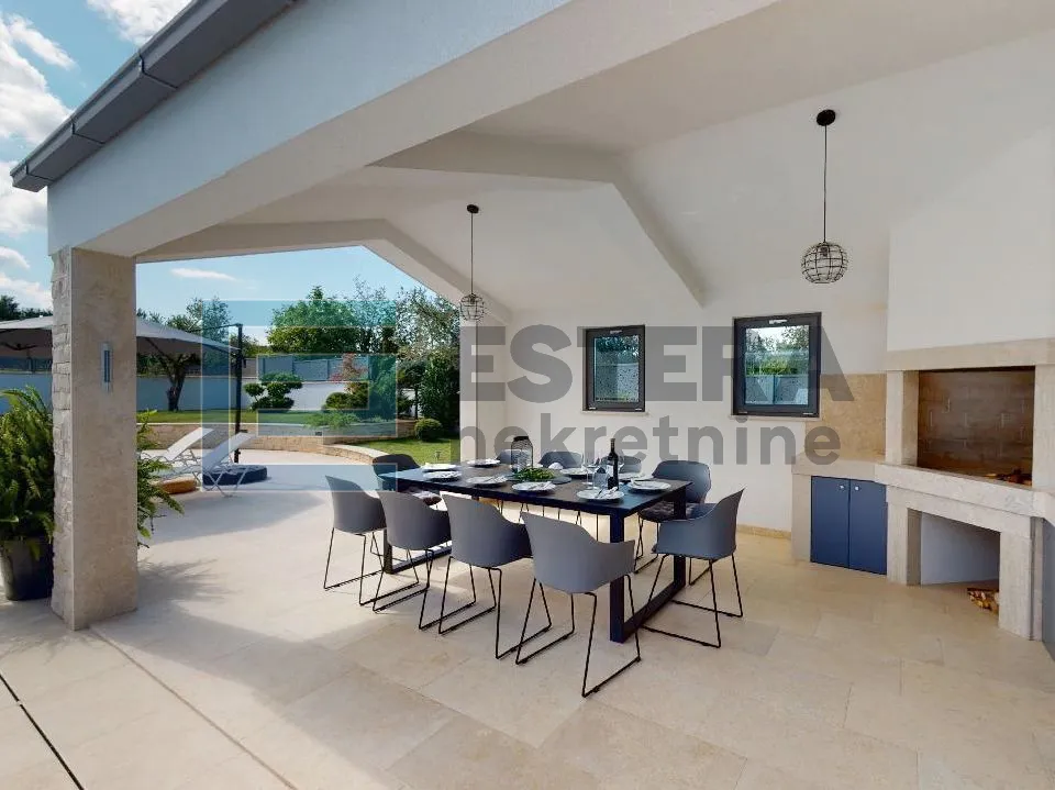 vila unutrašnjost istre 450 m2 - slika 8