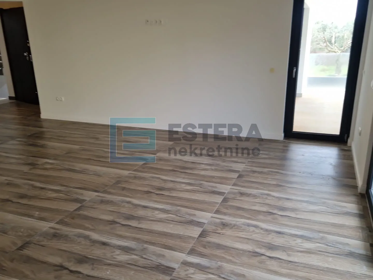 apartman 80 m2 prodaja privlaka, 3s, priz, vrt, parking, 150 m od mora - slika 4
