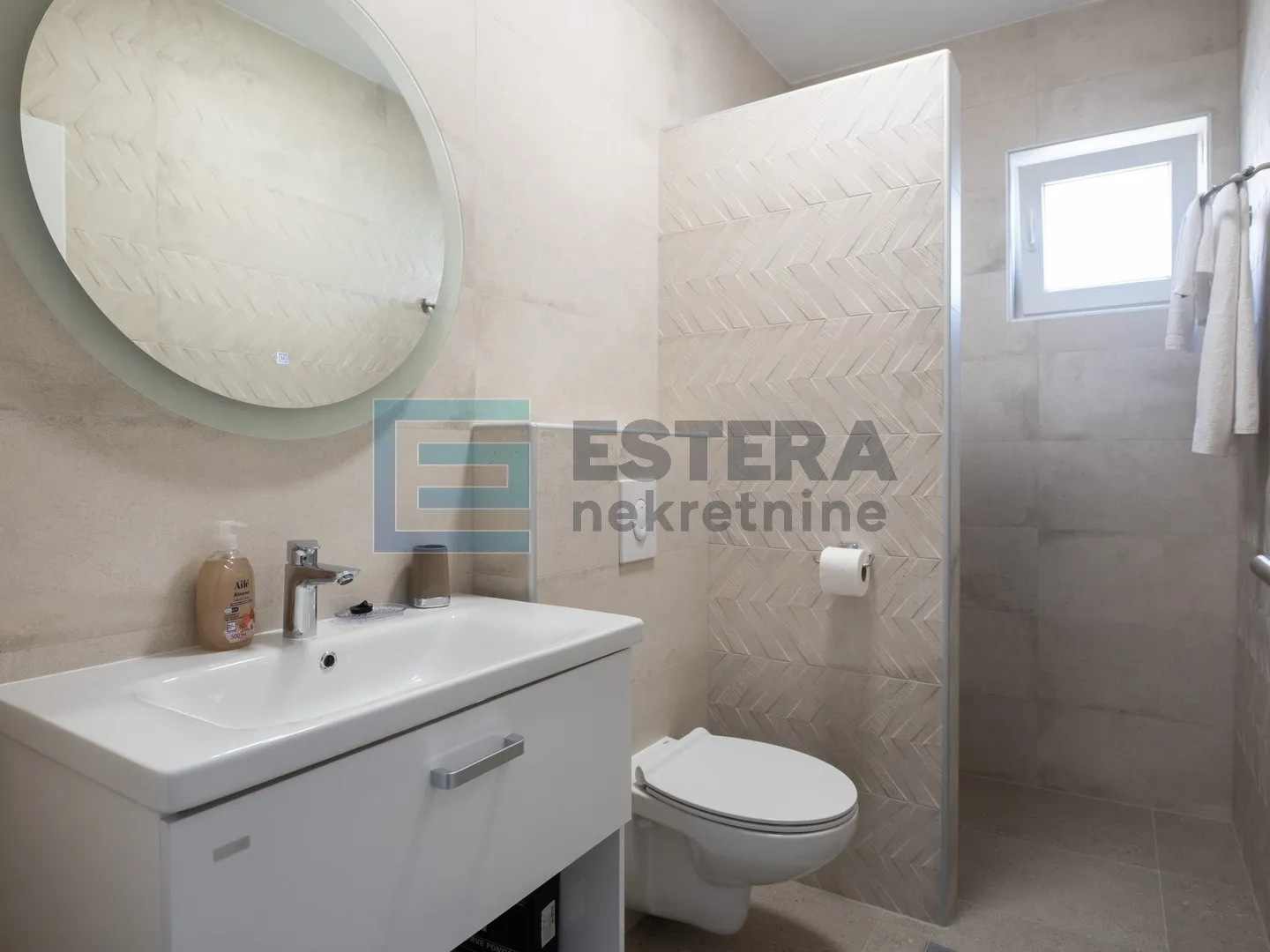 kuća prodaja sukošan 160m2 - slika 24