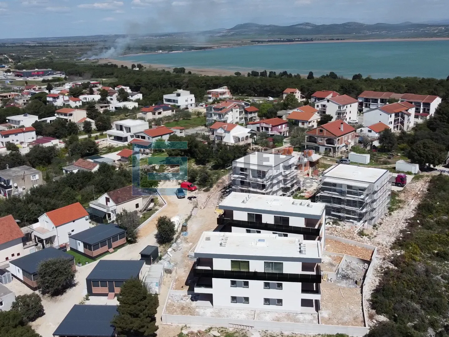 stan prodaja novogradnja, pakoštane, 82 m2, 4s, priz, parking, vrt - slika 10