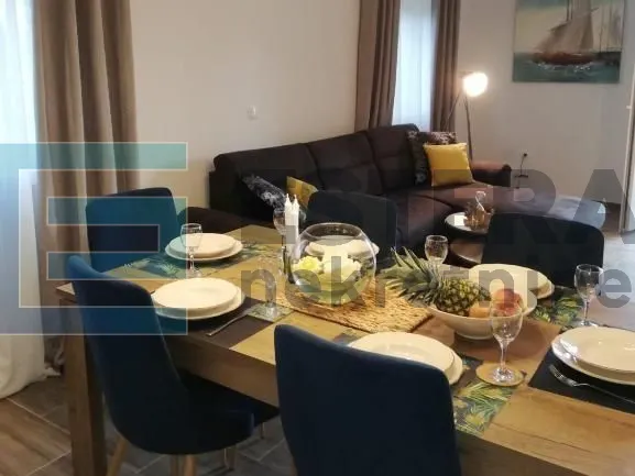 prodaja kuća za odmor 160 m2, bazen, perušić benkovački - slika 8
