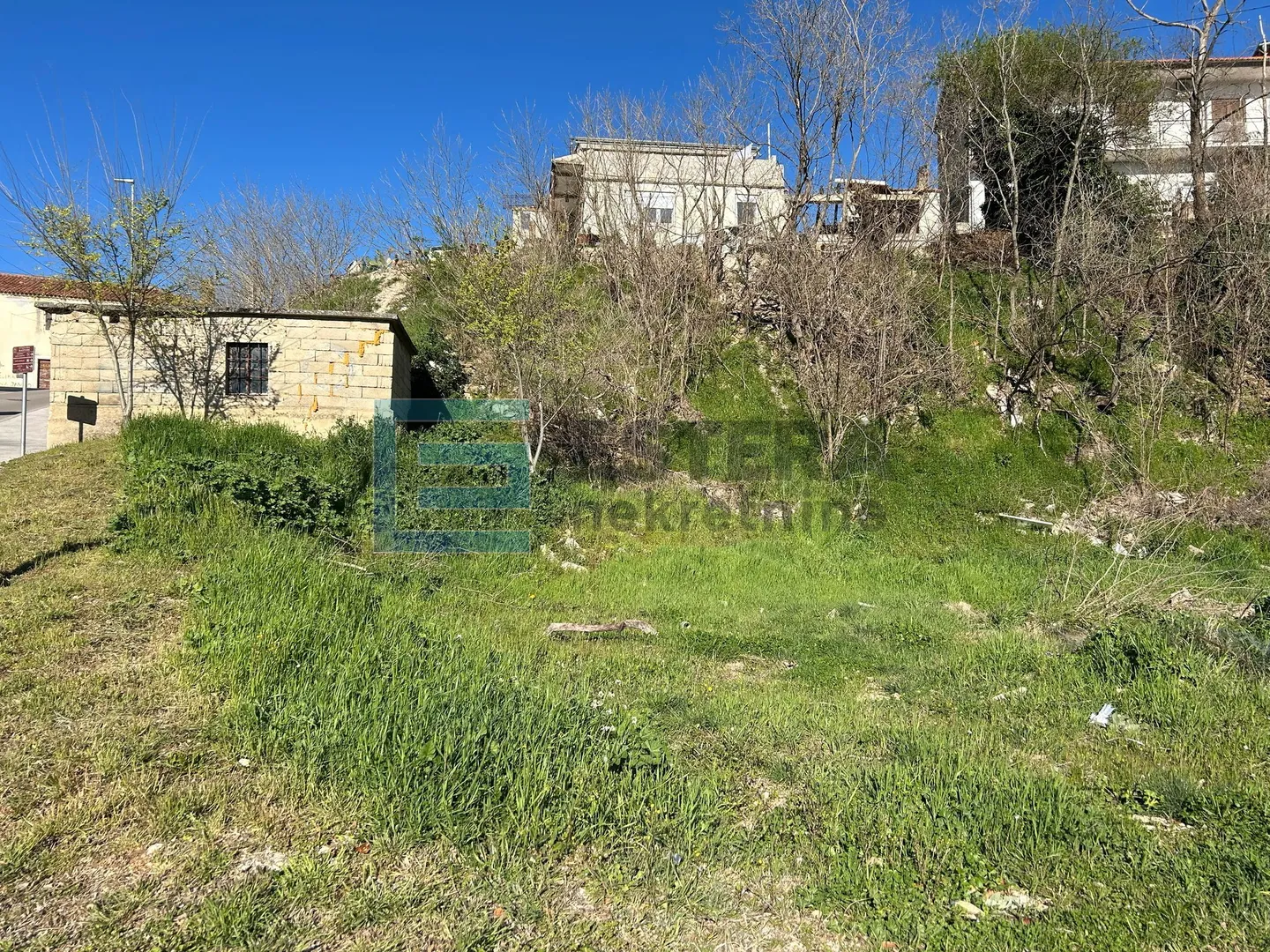 benkovac građevinsko zemljište 860 m2 prodaja - slika 5