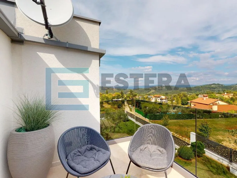 vila unutrašnjost istre 450 m2 - slika 25