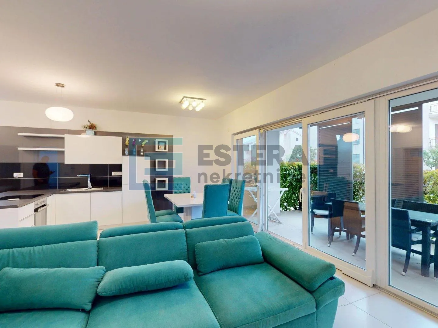 apartman s1 88 m2 prodaja srima, priz, parking, bazen - slika 1