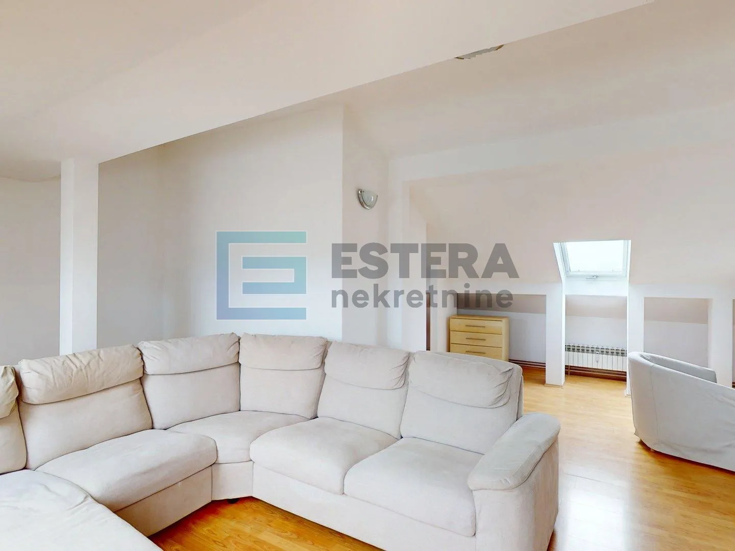 stan prodaja zagreb, malešnica, dvoetažni 135 m2 - slika 11