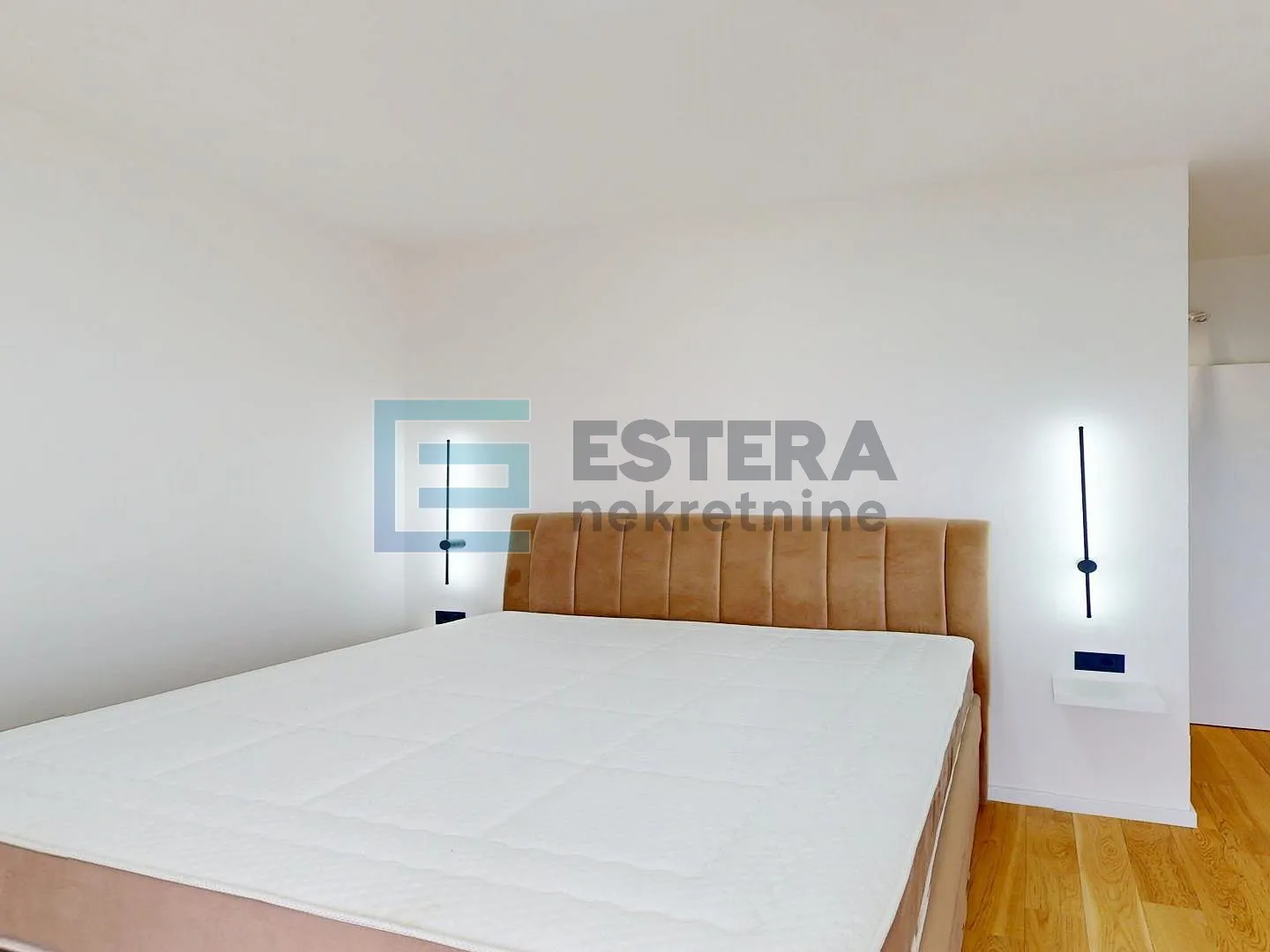 villa sa bazenom i pogledom na more prodaja - slika 23
