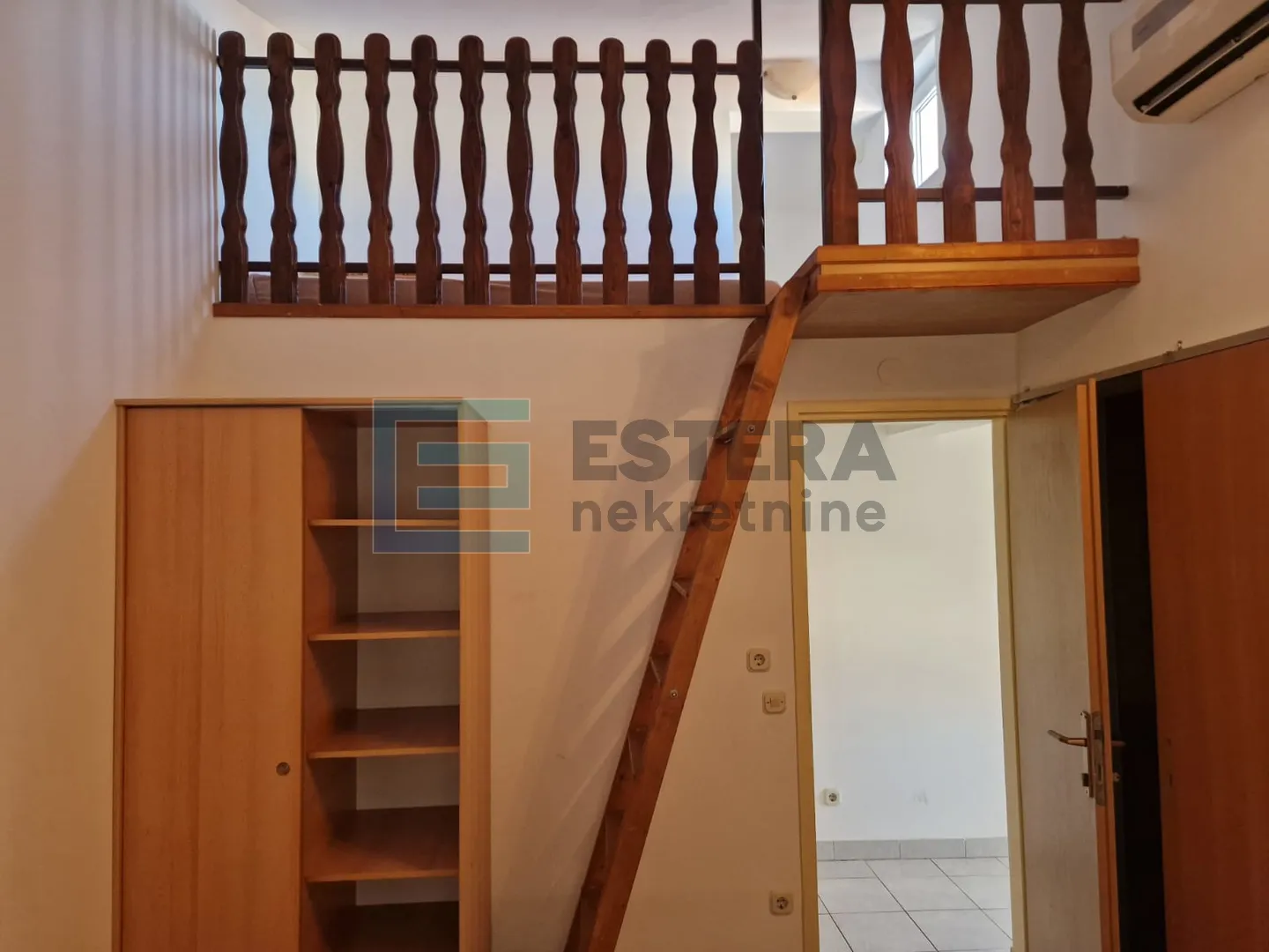 apartman 89 m2 prodaja vodice, 2. kat, 4s, parking - slika 10