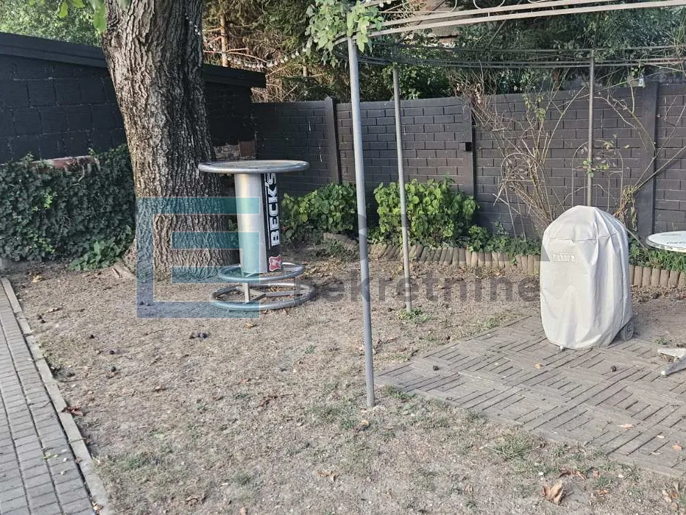 kuća 250 m2 prodaja varaždin, vrt, 3 parkinga + garaža - slika 16