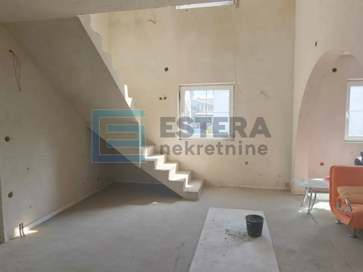 kuća 370 m2 varaždin (centar) - slika 9