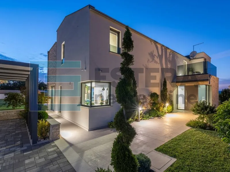 vila unutrašnjost istre 450 m2 - slika 6
