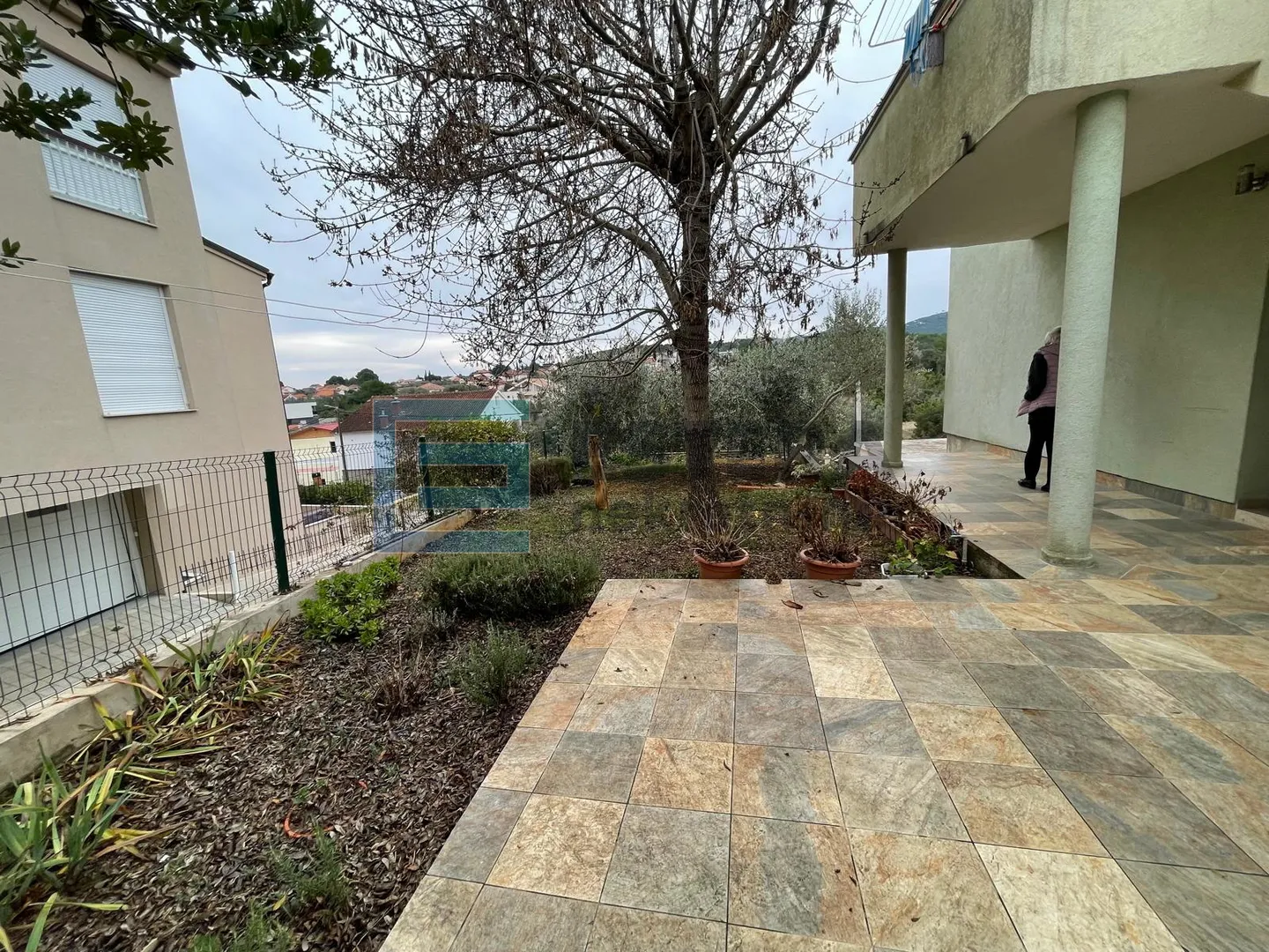 apartmanska kuća m2 prodaja, pašman, ždrelac, 60 m od mora, garaža - slika 8