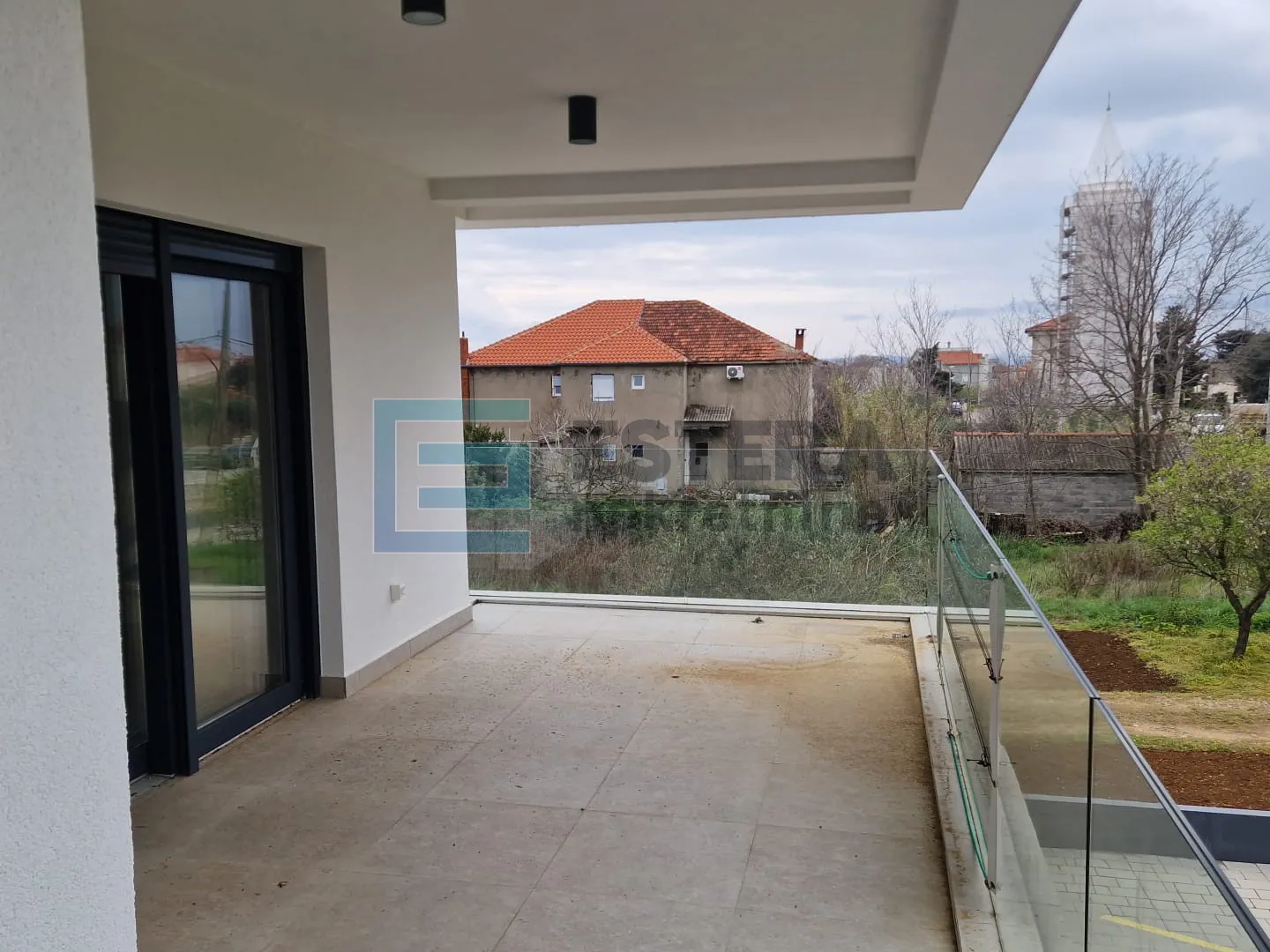 apartman 87 m2 prodaja privlaka, 3s, 1. kat, balkon, parking, 150 m od mora - slika 16