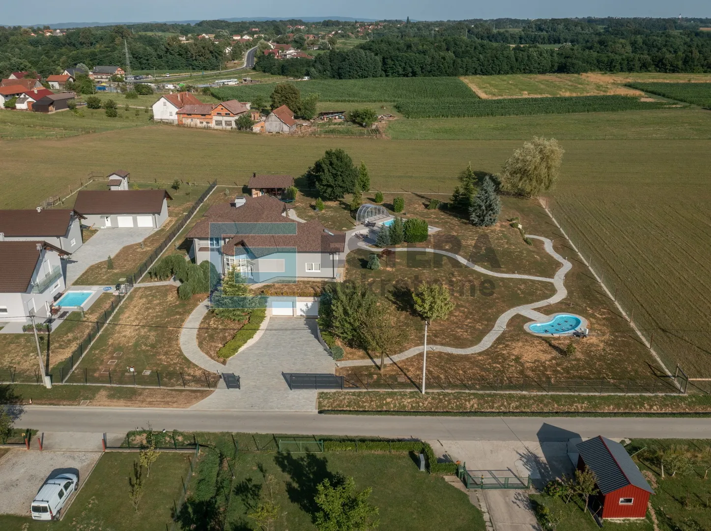 prodaja luksuzna vila deanovec 670 m2 - slika 27