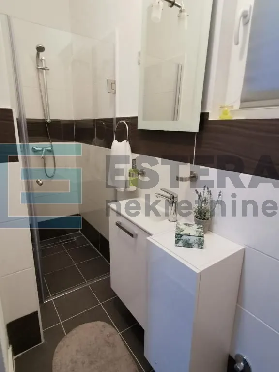 prodaja kuća za odmor 160 m2, perušić - slika 8