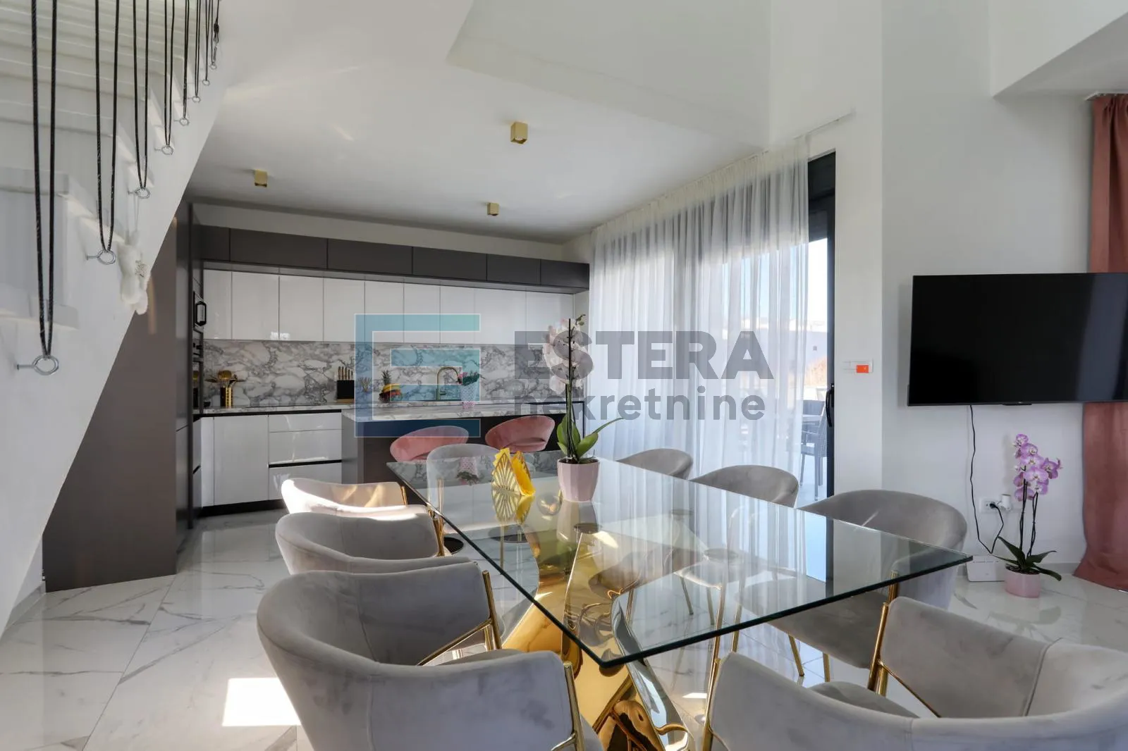 luksuzna vila prodaja privlaka, 200 m2, bazen - slika 10