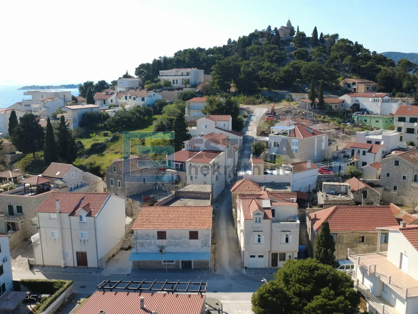 stara kuća 104 m2 prodaja tribunj, pravomoćna građ dozvola za kuću 203,01 m2 - slika 12