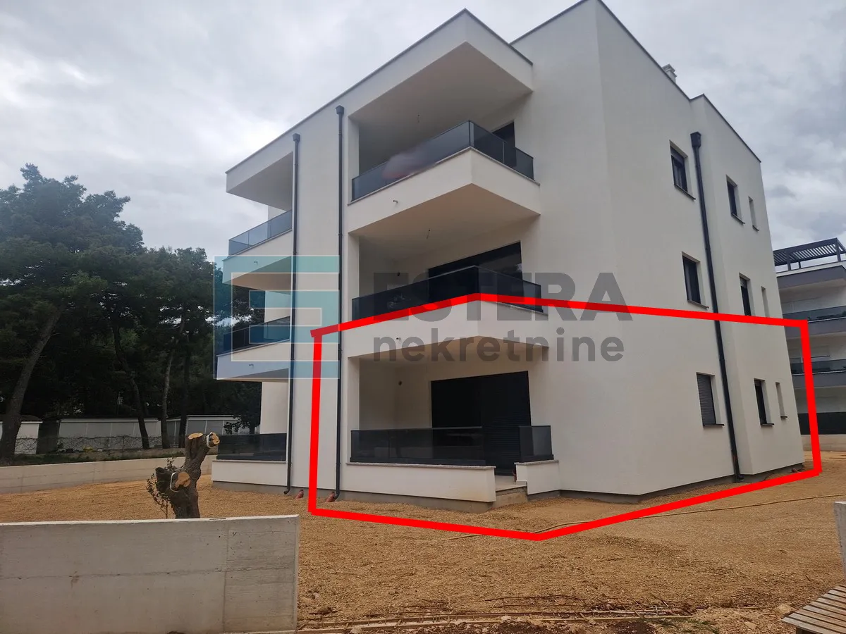 Apartman S2 75 m2 PRODAJA Pakoštane, 3s, prizemlje, vrt, loggia, parking, 300 m od mora