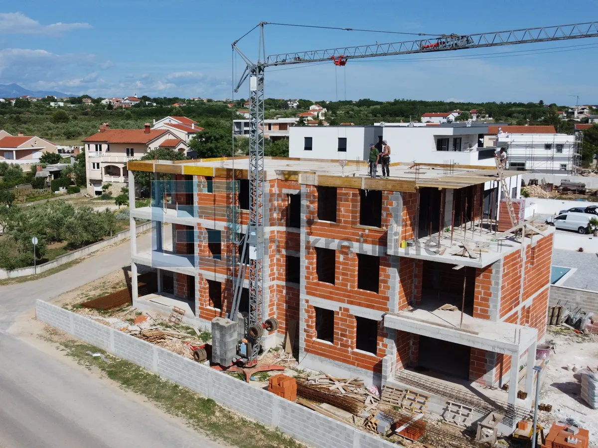 apartman prodaja vrsi 79 m2, 1. kat - slika 3