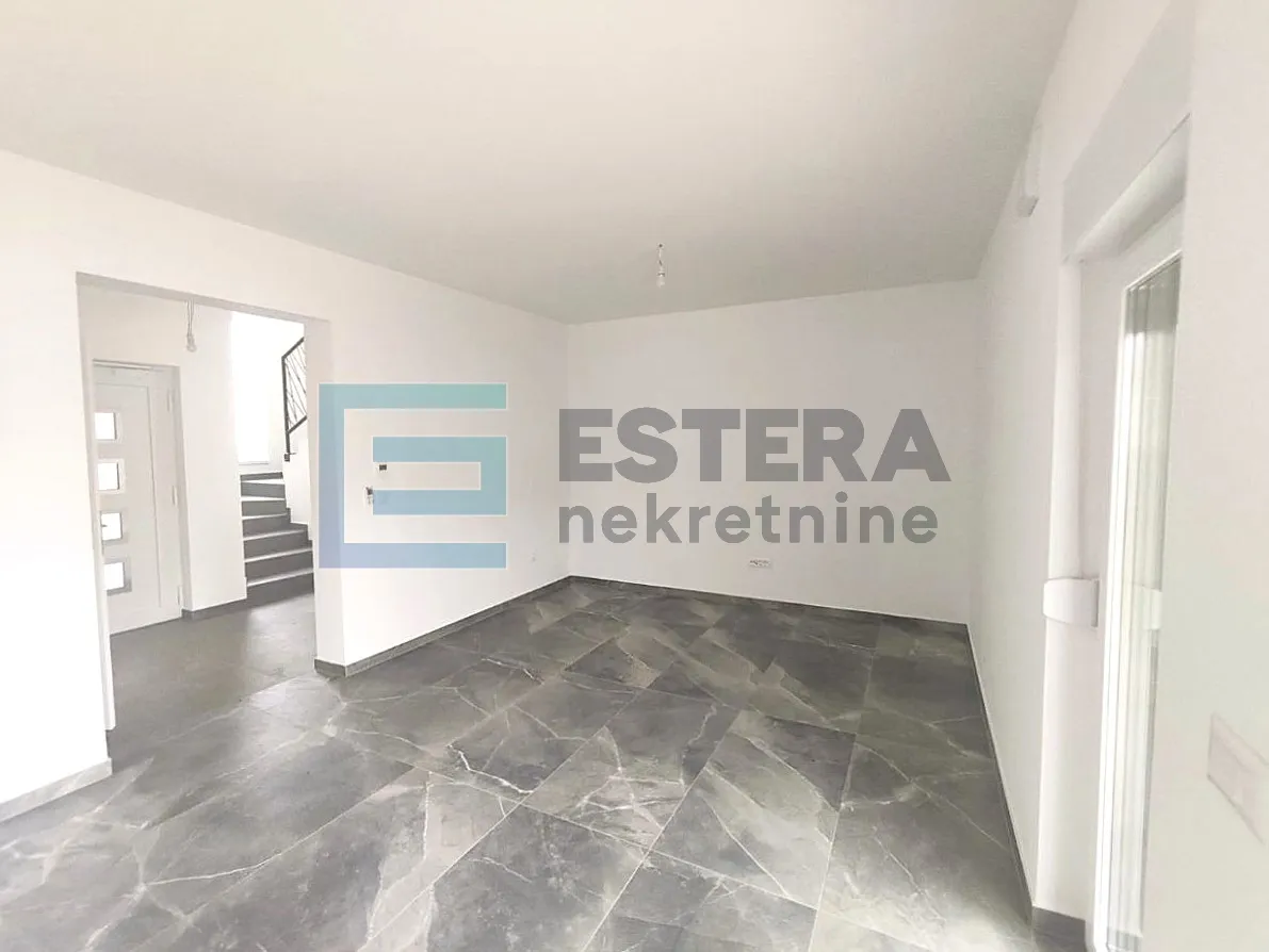stan prodaja novogradnja, dvoetažni stan sa vrtom 130,90 m2 hrašćica - slika 3