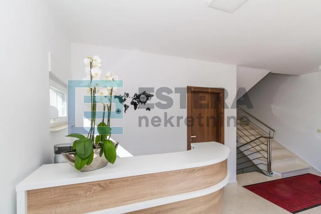 luksuzna villa 200 metara od mora biograd prodaja - slika 15