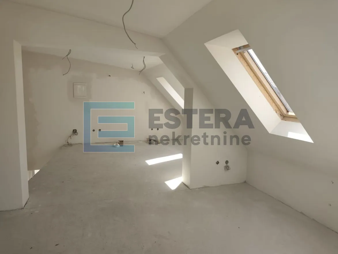 kuća 370 m2 varaždin (centar) - slika 12