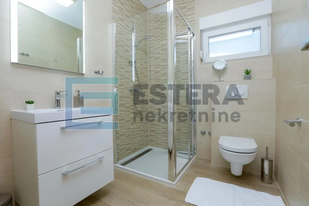 luksuzna villa 200 metara od mora biograd prodaja - slika 6