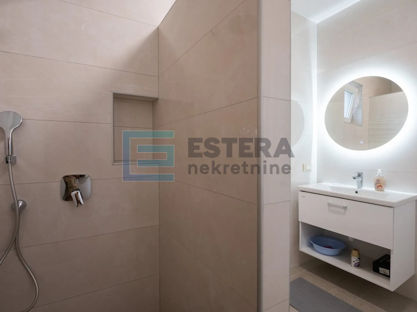 kuća prodaja sukošan 160m2 - slika 20