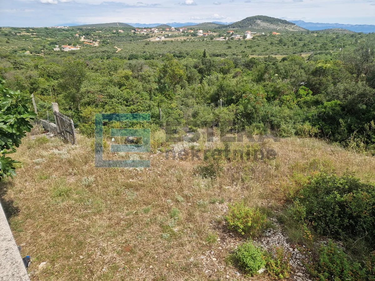 kuća 247 m2 prodaja donje raštane velika okućnica (2778 m2), prizemnica, 3s - slika 9
