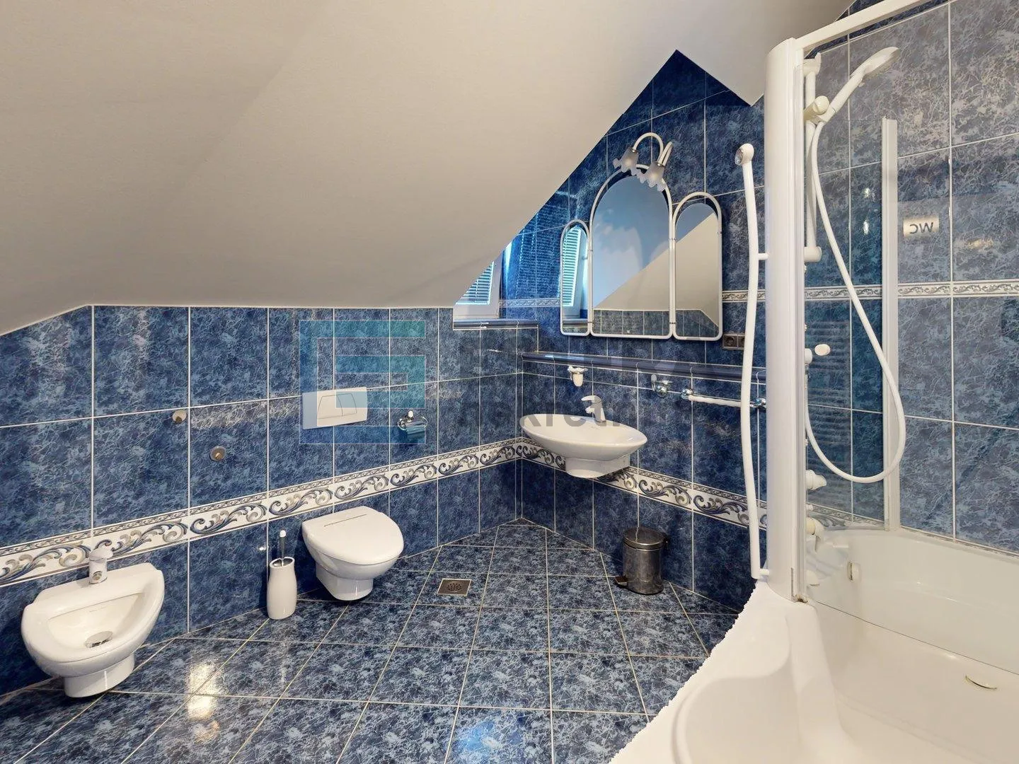 prodaja luksuzna vila deanovec 670 m2 - slika 13