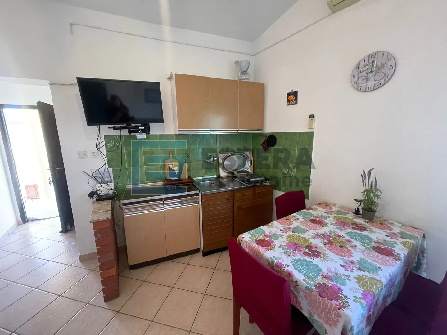 apartmanska kuća 240 m2 prodaja, ugljan, kukljica, 50 m od mora - slika 5