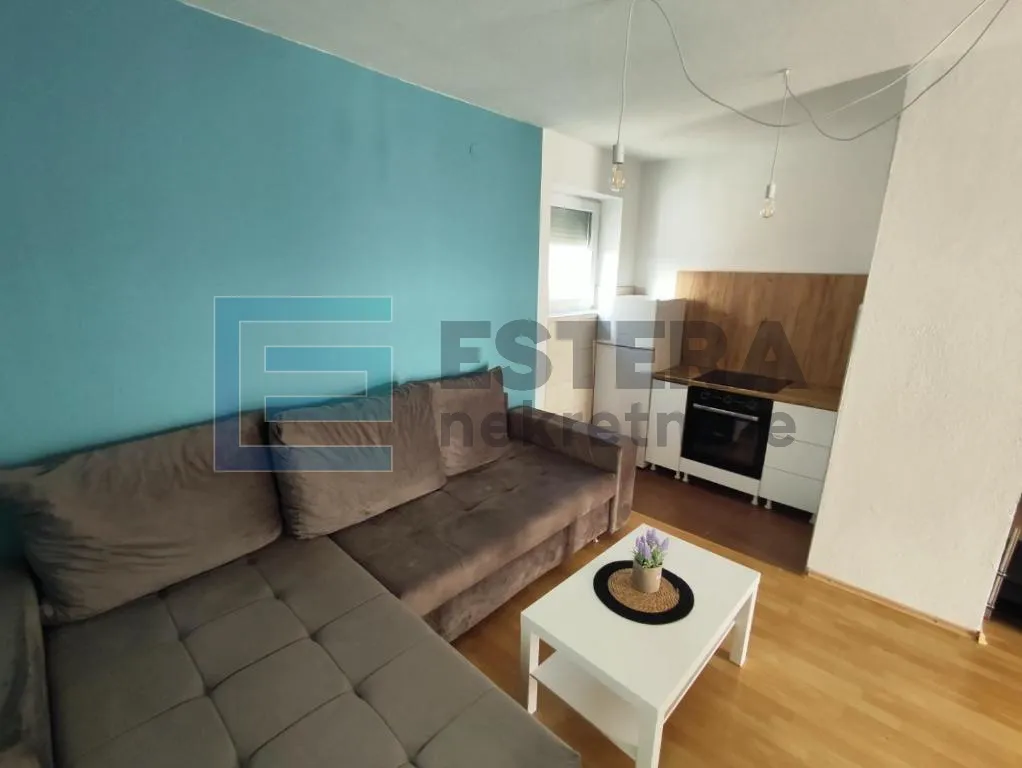 kuća prodaja 260 m2, 2 apartmana, terasa, parking, garaža, 50 m od mora - slika 8