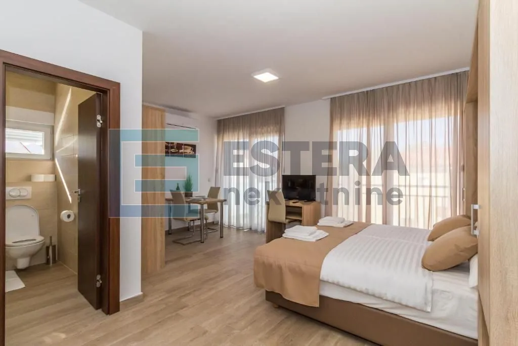 luksuzna villa 200 metara od mora biograd prodaja - slika 19