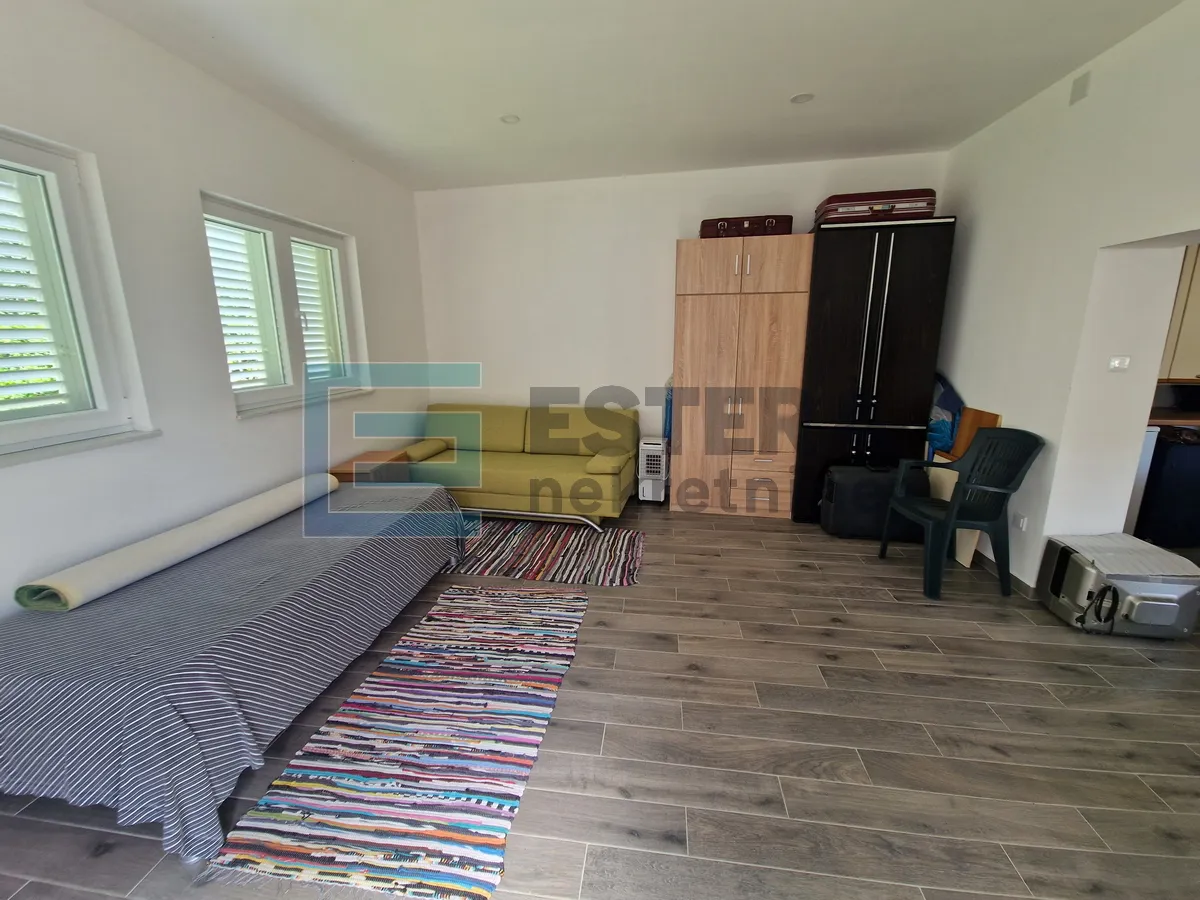 kuća 222 m2 + 82 m2 prodaja biograd na moru, kuća s garažom i pomoćnim objektom, - slika 26